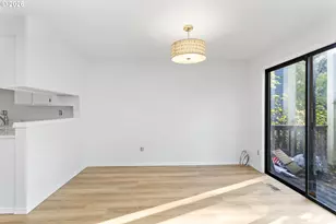 3676 Spring Ln, Lake Oswego, OR 97035 - Photo 9