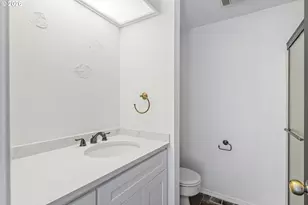 3676 Spring Ln, Lake Oswego, OR 97035 - Photo 23