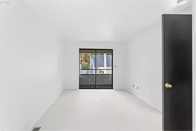 3676 Spring Ln, Lake Oswego, OR 97035 - Photo 21