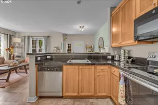 1010 SW 170th Ave, Beaverton, OR 97003 - Photo 13