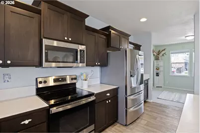 5290 Squirrel St, Springfield, OR 97478 - Photo 13