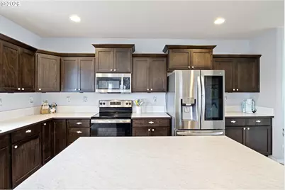 5290 Squirrel St, Springfield, OR 97478 - Photo 11