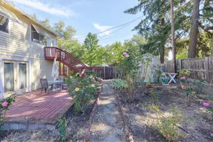 547 Oakdale Dr, Medford, OR 97501 - Photo 33