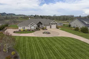 2455 SW W Wind Dr, McMinnville, OR 97128 - Photo 3