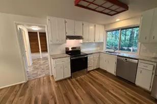 2901 Timberline Dr, Eugene, OR 97405 - Photo 13