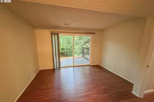 2901 Timberline Dr, Eugene, OR 97405 - Photo 13