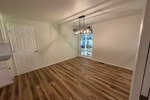 2901 Timberline Dr, Eugene, OR 97405 - Photo 11