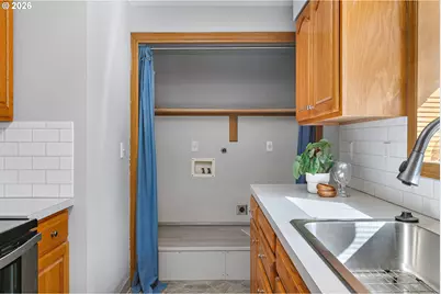 1438 SE Cochran Dr, Gresham, OR 97080 - Photo 13