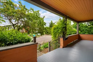 6635 NE Mallory Ave, Portland, OR 97211 - Photo 5