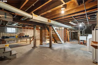6635 NE Mallory Ave, Portland, OR 97211 - Photo 45