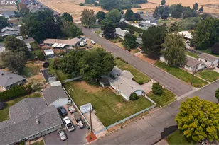 10301 Emily Dr, Island City, OR 97850 - Photo 33