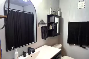 10301 Emily Dr, Island City, OR 97850 - Photo 17