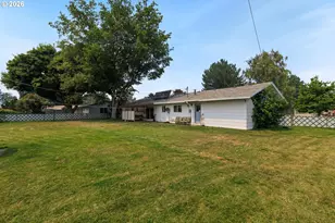 10301 Emily Dr, Island City, OR 97850 - Photo 37