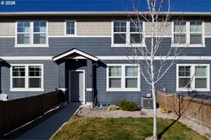 1135 NW Upas Ave, Redmond, OR 97756 - Photo 1