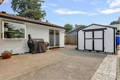 2112 NW 15th Ct, Gresham, OR 97030 - Photo 33