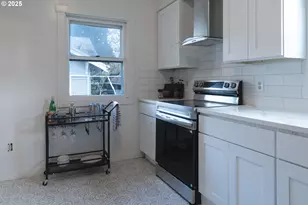 1920 N Farragut St, Portland, OR 97217 - Photo 13