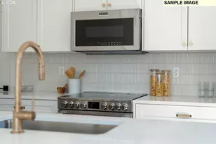 1524 NE Jarrett St, Portland, OR 97211 - Photo 7