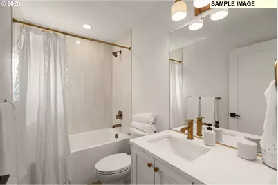 1524 NE Jarrett St #D, Portland, OR 97211 - Photo 15
