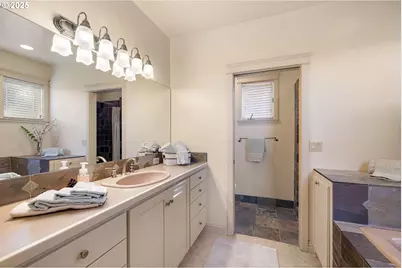 [Address not provided], Creswell, OR 97426 - Photo 21
