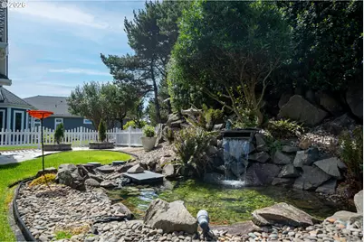 5820 SW Arbor Dr, Newport, OR 97366 - Photo 41