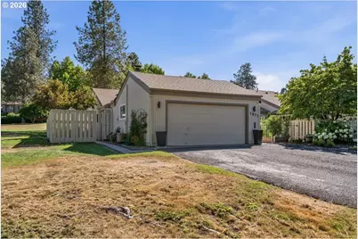 1871 SE Lexington Cir, Salem, OR 97301 - Photo 3