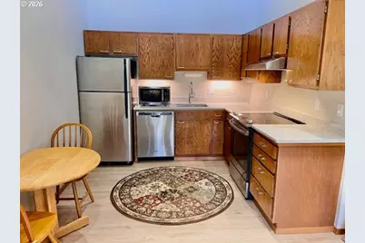 13775 SW Scholls Ferry Rd #304, Beaverton, OR 97008 - Photo 5