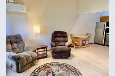 13775 SW Scholls Ferry Rd #304, Beaverton, OR 97008 - Photo 9