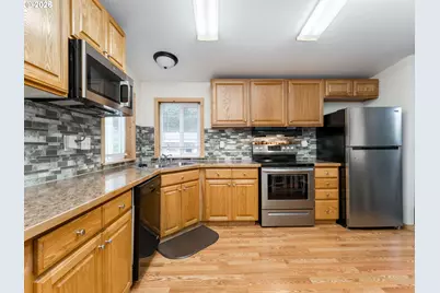 15619 NE Caples Rd, Brush Prairie, WA 98606 - Photo 11
