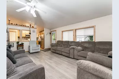 15619 NE Caples Rd, Brush Prairie, WA 98606 - Photo 7