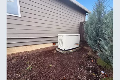 614 SW 49th Dr, Gresham, OR 97080 - Photo 15