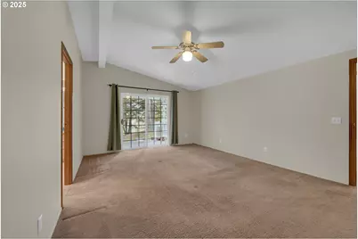 1244 Churchill Dr, Oakland, OR 97462 - Photo 15