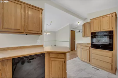 1244 Churchill Dr, Oakland, OR 97462 - Photo 11