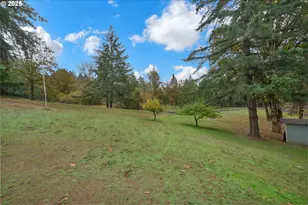 1244 Churchill Dr, Oakland, OR 97462 - Photo 37