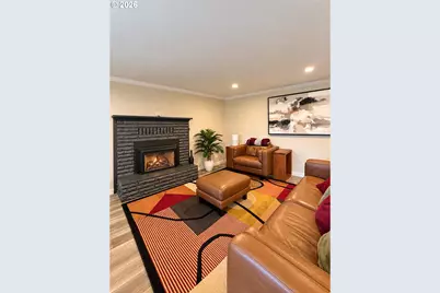 703 Miller Dr, La Grande, OR 97850 - Photo 9