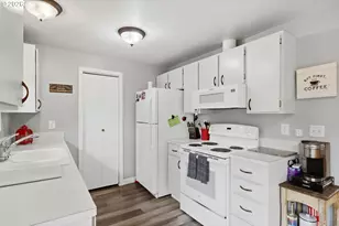 511 NE 7th St, Battle Ground, WA 98604 - Photo 11