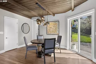 9824 SW 56th Ave, Portland, OR 97219 - Photo 9