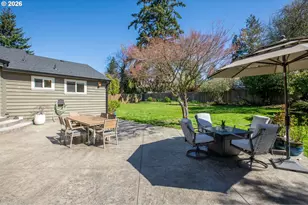 9824 SW 56th Ave, Portland, OR 97219 - Photo 25