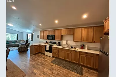 1690 Skyline Dr, Tillamook, OR 97141 - Photo 11