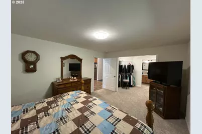 1690 Skyline Dr, Tillamook, OR 97141 - Photo 17