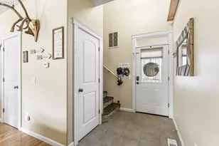 891 Kentucky Ave, Coos Bay, OR 97420 - Photo 9