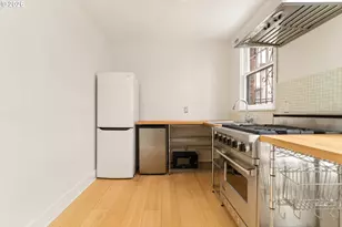 2182 NW Hoyt St, Portland, OR 97210 - Photo 17