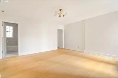 2182 NW Hoyt St #8, Portland, OR 97210 - Photo 15