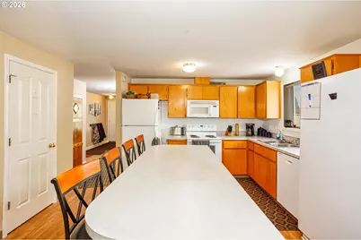 2008 NW 9th Ave, Battle Ground, WA 98604 - Photo 5