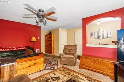 2008 NW 9th Ave, Battle Ground, WA 98604 - Photo 7
