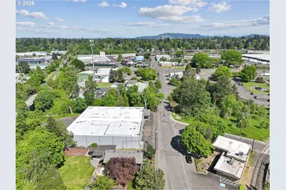 2105 SE Ochoco St, Portland, OR 97222 - Photo 45