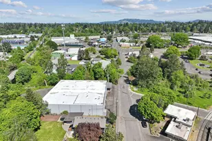 2105 SE Ochoco St, Portland, OR 97222 - Photo 45
