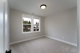 8044 SW Knudsen Pl, Portland, OR 97223 - Photo 39