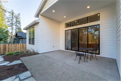 8044 SW Knudsen Pl, Portland, OR 97223 - Photo 11