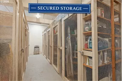 2021 SW Main St #32, Portland, OR 97205 - Photo 45