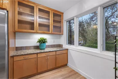 2021 SW Main St #32, Portland, OR 97205 - Photo 13